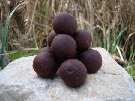 Boilie Decimus 100 g (��belsk� ko�en�)