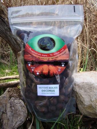 Boilie Decimus 1 kg (ďábelské koření)