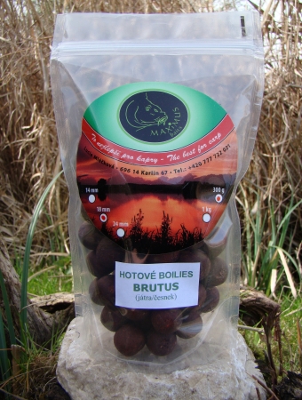 Boilie Brutus 300 g (játra/česnek)