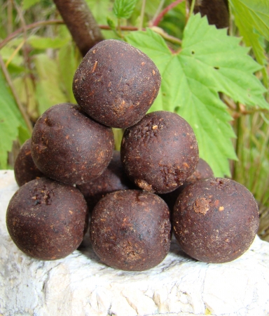 Boilie Gladi�tor 2,5 kg (hnilobn� pach)